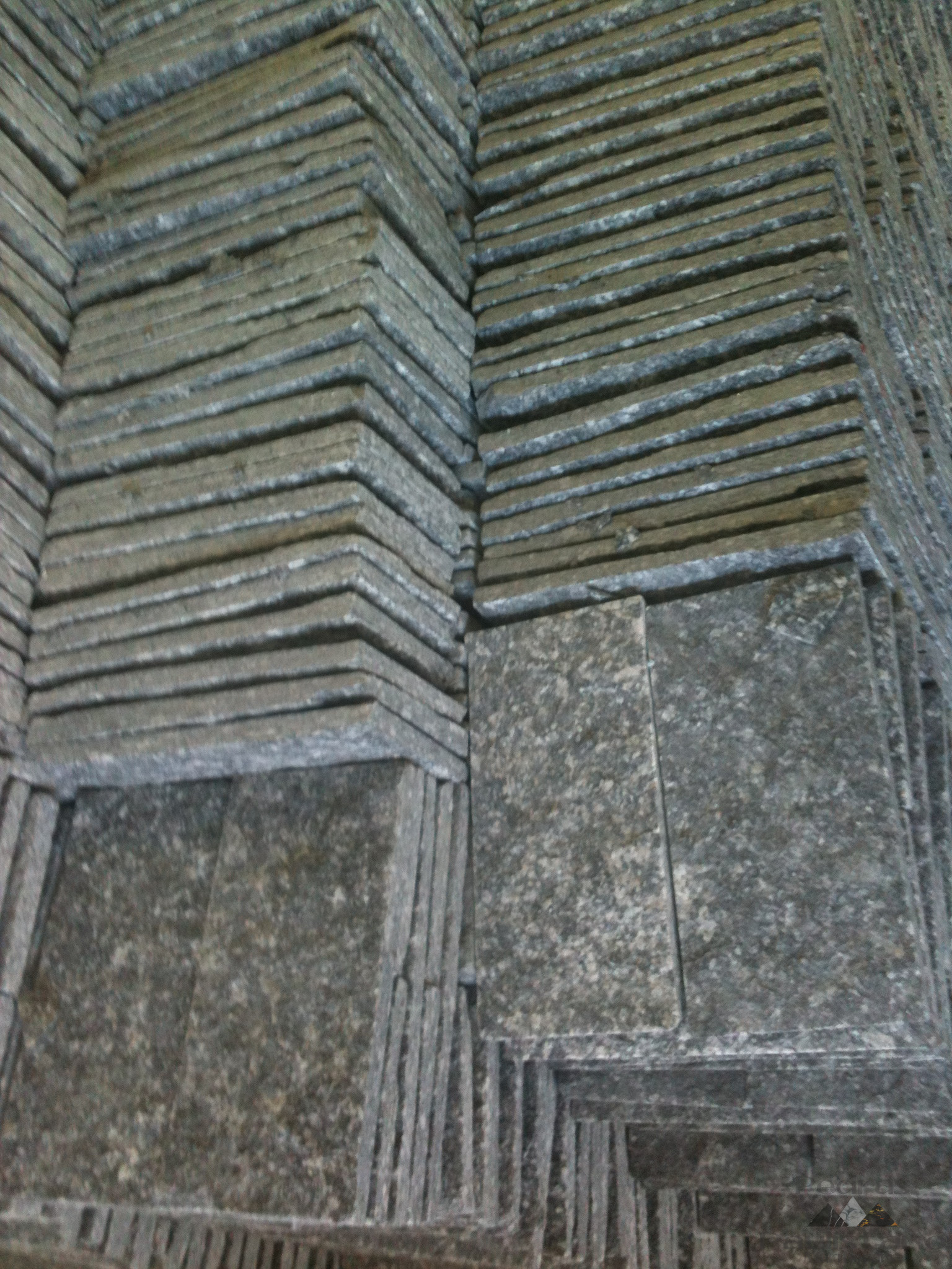 Pedra Miracema Serrada 0.115×0.23